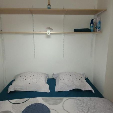 Hebergement Basique Et Fonctionnel Bon Rapport Qualite Prix Apartment Nameche Bagian luar foto
