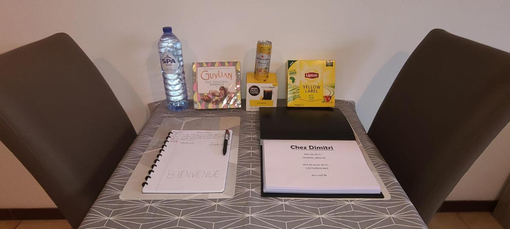 Hebergement Basique Et Fonctionnel Bon Rapport Qualite Prix Apartment Nameche Bagian luar foto